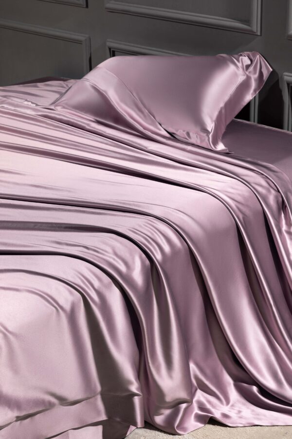 Lilac Purple 30 Momme 4PCs Silk Sheet Set - Image 2