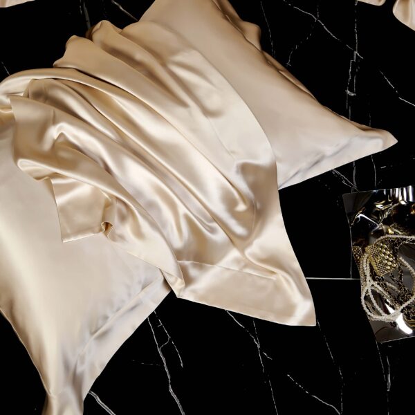 Sand 30 Momme 4PCs Silk Sheet Set - Image 2