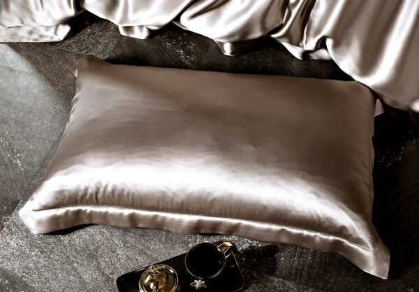 Luxury Dark Gold 25 Momme 4PCs Silk Sheet Set - Image 6