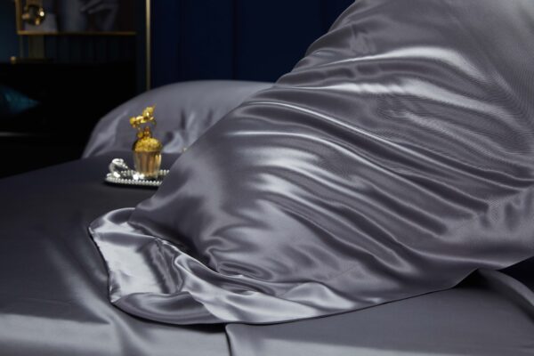 Blue-gray 30 Momme 4PCs Silk Sheet Set - Image 3