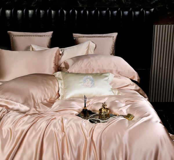 Champagne Blush 25 Momme 4PCs Silk Sheet Set - Image 3