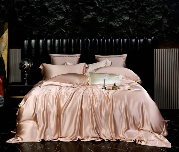 Champagne Blush 25 Momme 4PCs Silk Sheet Set